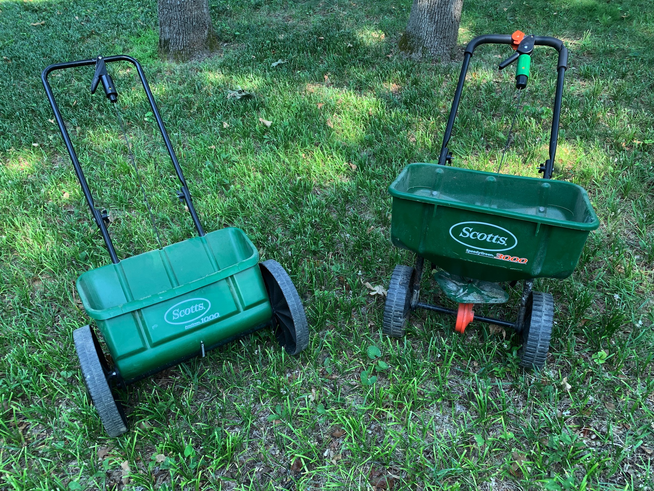 Photo of two types of fertilizer spreaders